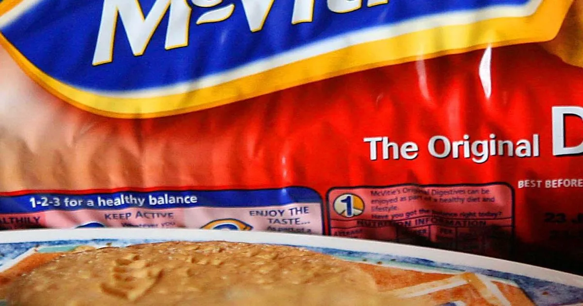 McVitie's Penguin — 8ct to 7ct